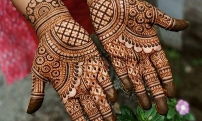 AnjusHenna Mehndi designer